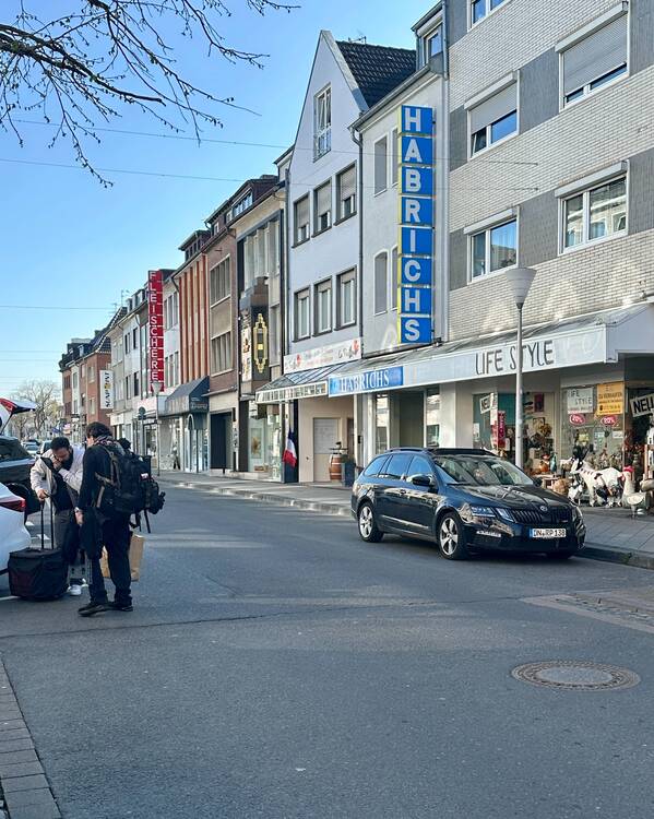 Thumbnail-Reduziert ! Schickes Wohn- und Geschäftshaus in 52349 Düren