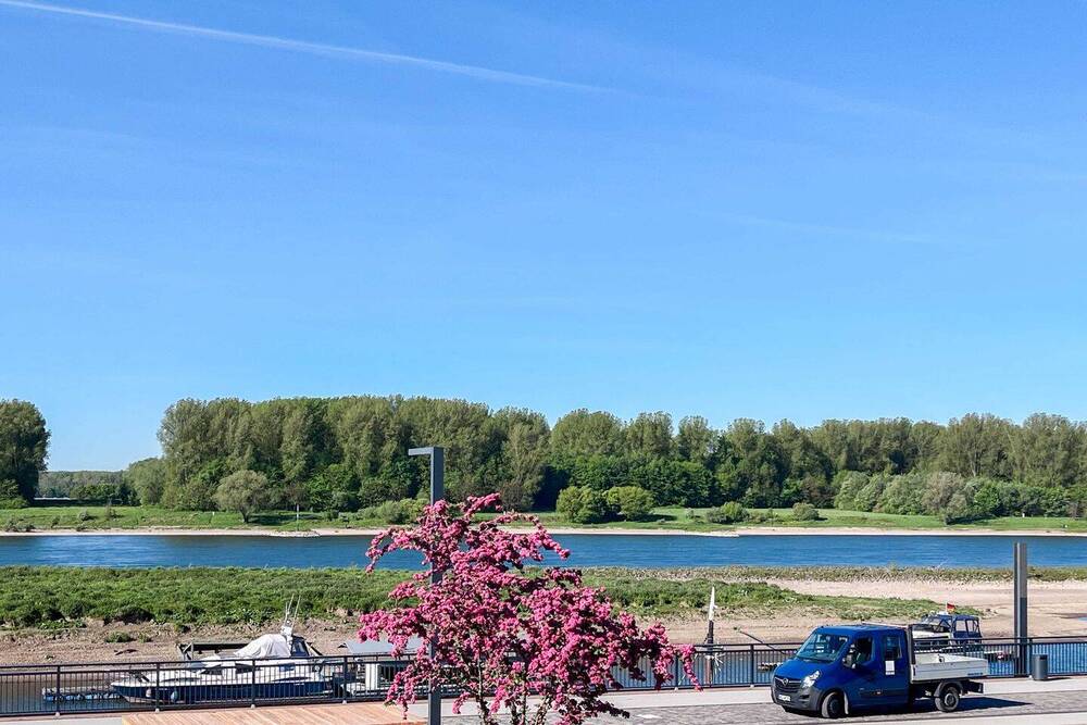 Thumbnail-Denkmalgeschützte Immobilie mit Geschichte und Rheinblick in Leverkusen-Hitdorf