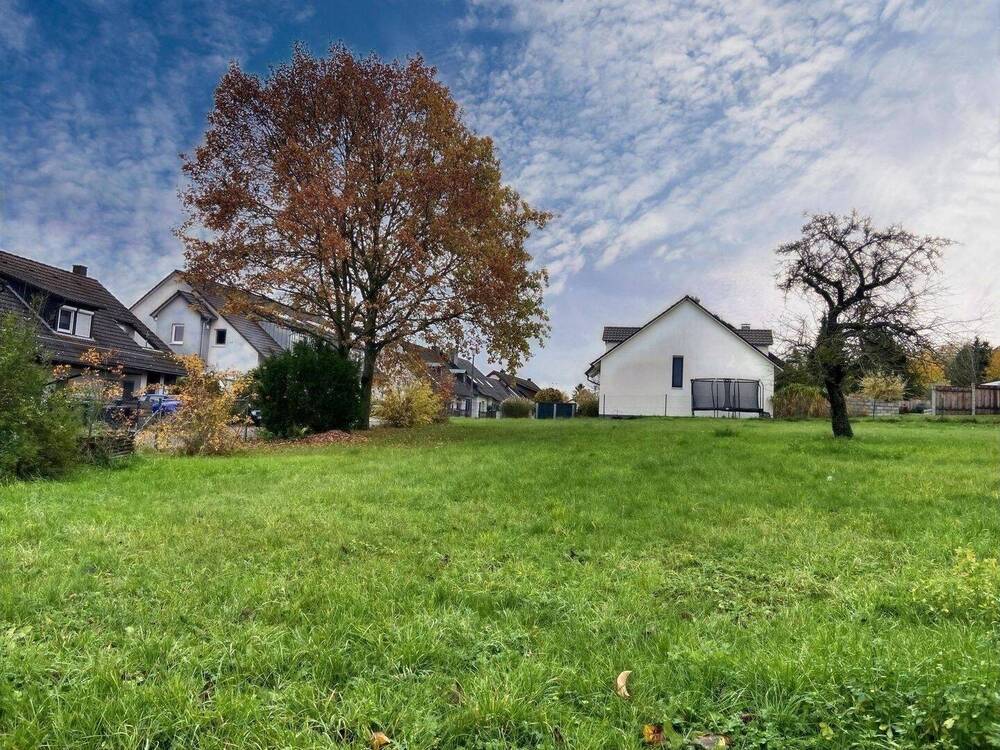 Thumbnail-Imponierendes Baugrundstück mit 794qm