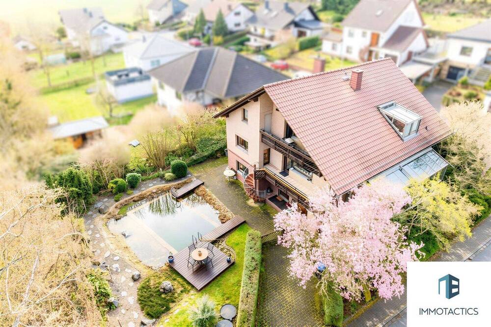 Thumbnail-Großzügiges Wohnhaus mit Garten, Schwimmteich & Sauna - Viel Platz auf separaten Ebenen