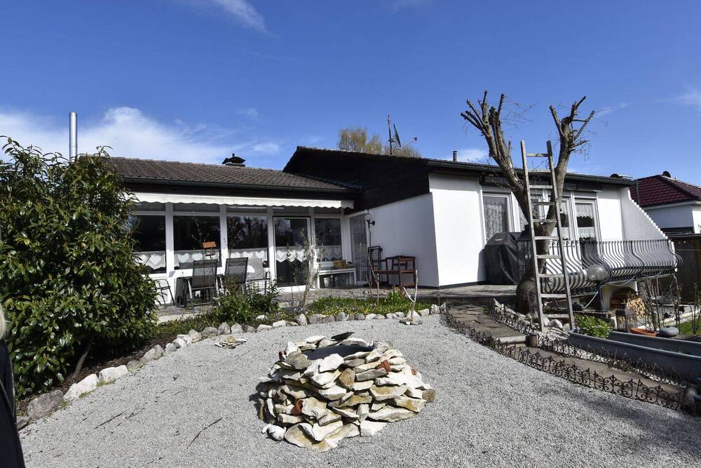 Thumbnail-Liebevoll gestalteter Bungalow für die Familie mit Terrasse und sehr einladendem Garten