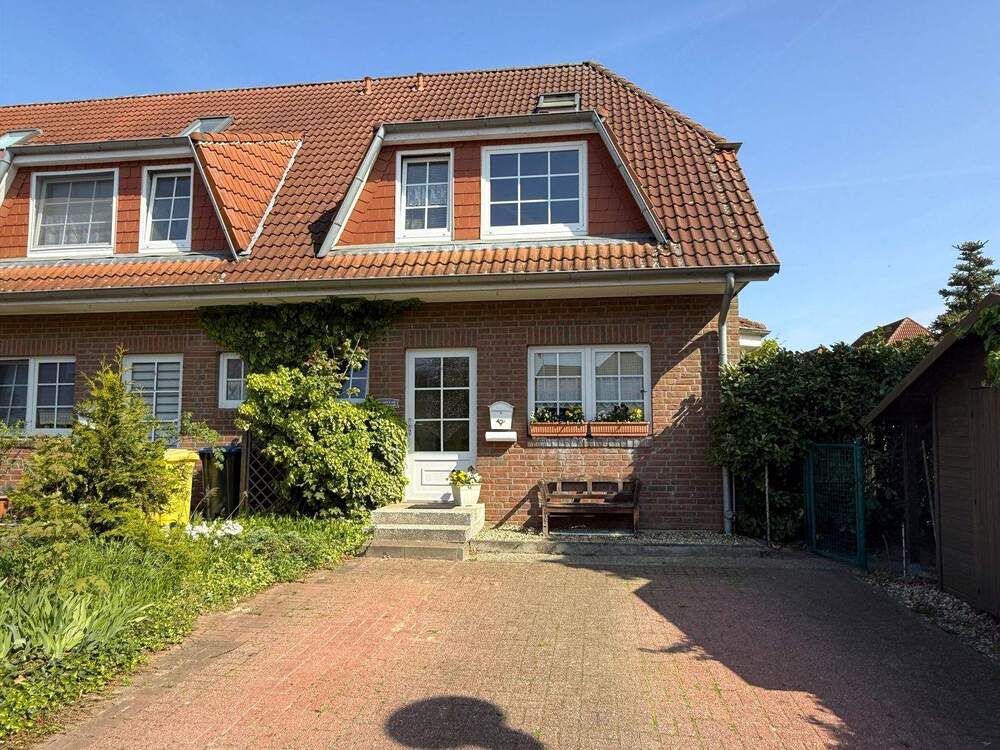 Thumbnail-Großzügiges Reihenendhaus in Fahrland mit familienfreundlichem Schnitt und idyllischem Garten