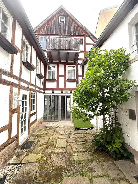 Thumbnail-Ein Haus mit Geschichte - liebevoll saniertes Wohn- und Geschäftshaus mit besonderer Ausstrahlung