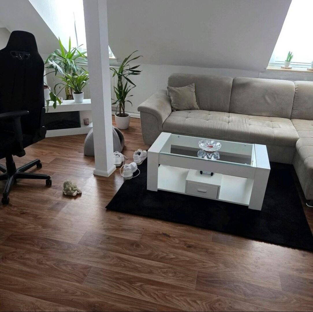 Thumbnail-Attraktive und gepflegte 2 ZKB-Dachgeschosswohnung zur Miete in Worms, zentrumsnahe