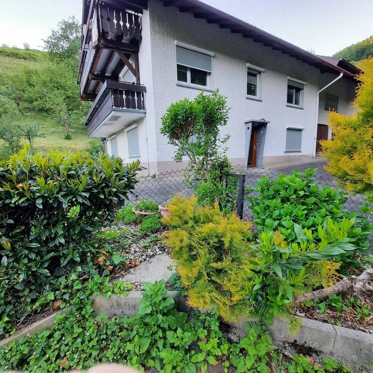 Thumbnail-Ruhiger Mieter in schöner Gegend gesucht