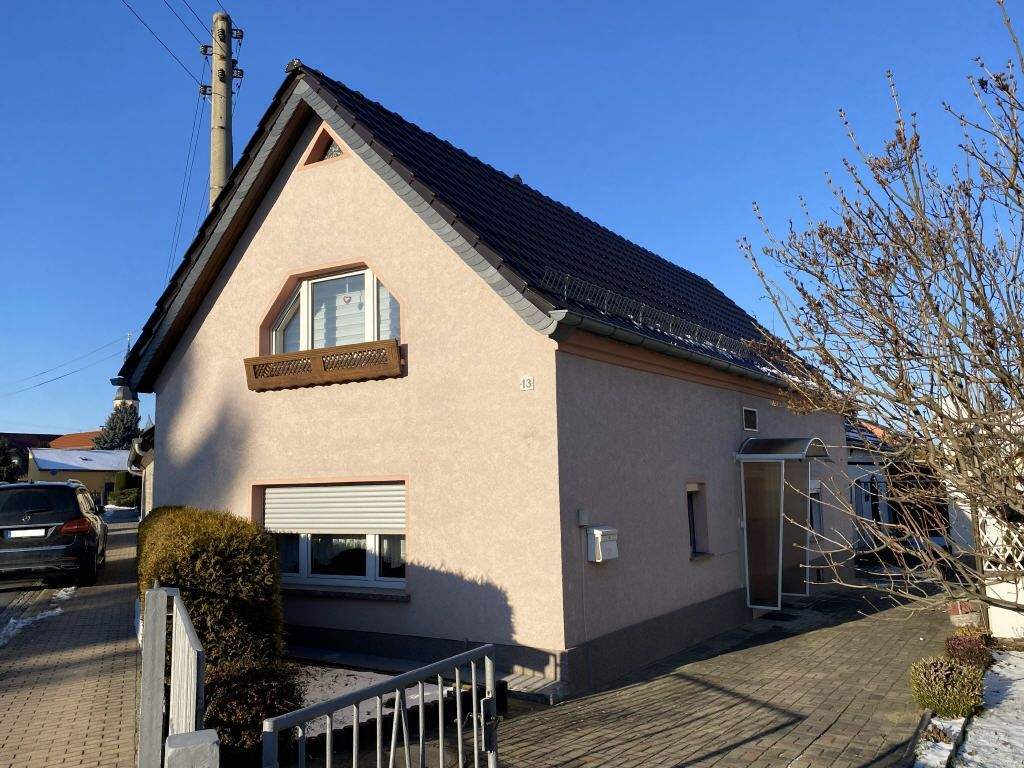 Thumbnail-Gemütliches Einfamilienhaus mit Nebengelass in Zeithain