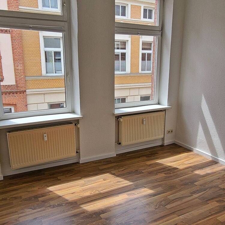 Thumbnail-Wohnen in der Schelfstadt++kleine gemütliche 2-Zimmer-Wohnung++mit Duschbad++und Küchenbereich