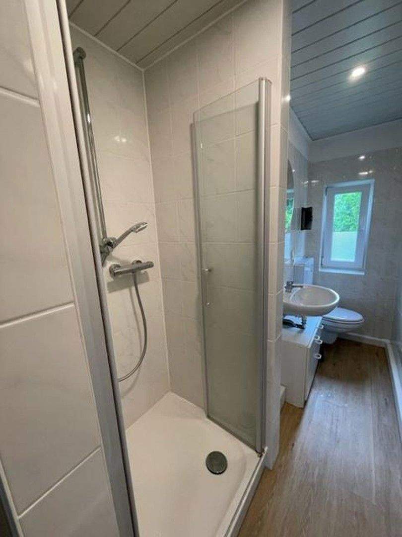 Thumbnail-san. AB 4-Zi. Etagenwohnung 1.OG, 2 Bäder, 2 Balkone in ruhiger Lage