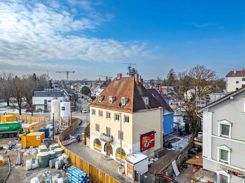 Thumbnail-Historisches Mehrfamilienhaus mit 4 Wohneinheiten und 1 Gewerbeeinheit in zentraler Lage von Pasing