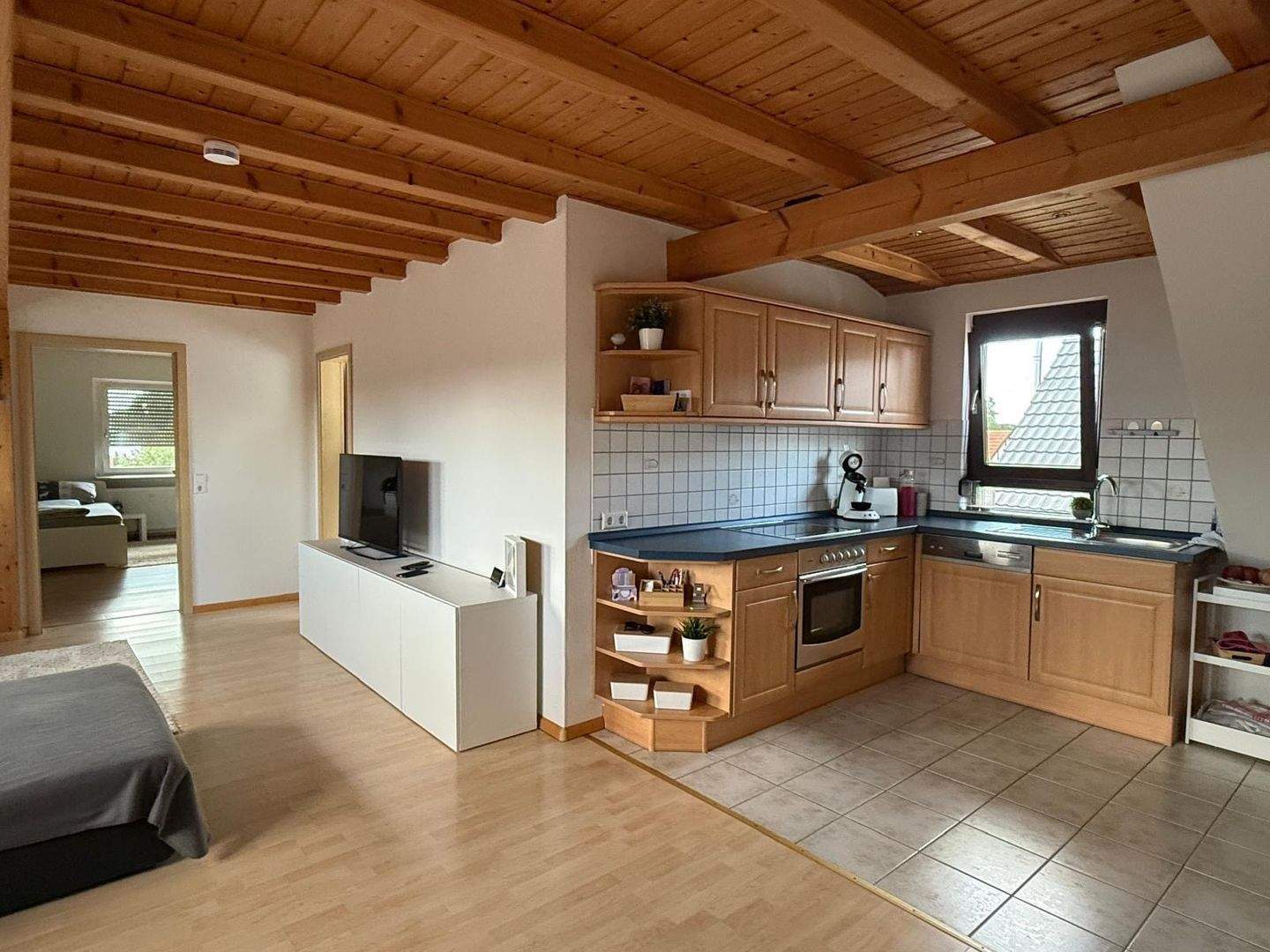 Thumbnail-RESERVIERT+++Wunderschöne DG Wohnung mit sehr guter Ausstattung