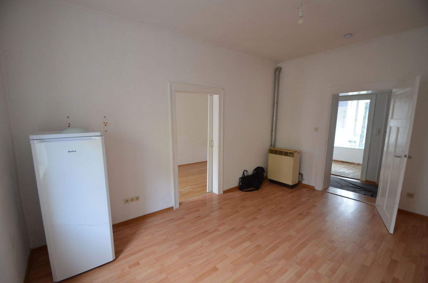 Thumbnail-Sanierungsbedürftige 2 Zimmerwohnung