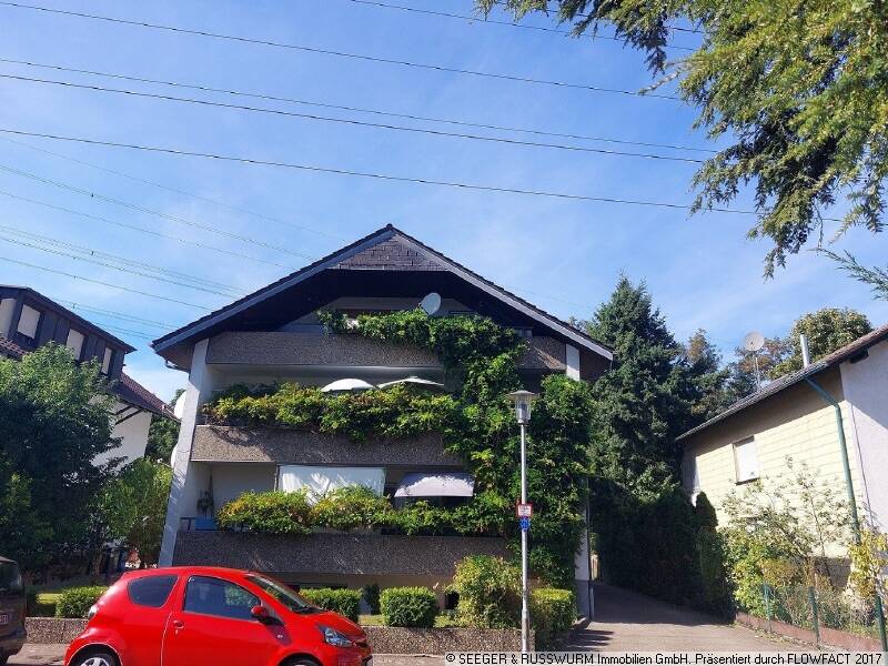 Thumbnail-Mehrfamilienhaus in ruhiger Lage - eine Wohnung wird frei - drei sind vermietet!