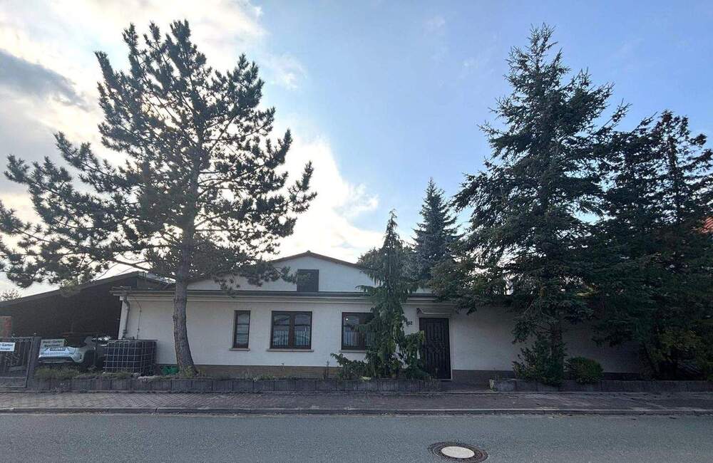 Thumbnail-Stilvolle Wohn- und Gewerbeimmobilie in Karsdorf mit charmantem Garten und moderner Technologie - Ein Juwel in Sachsen-Anhalt!