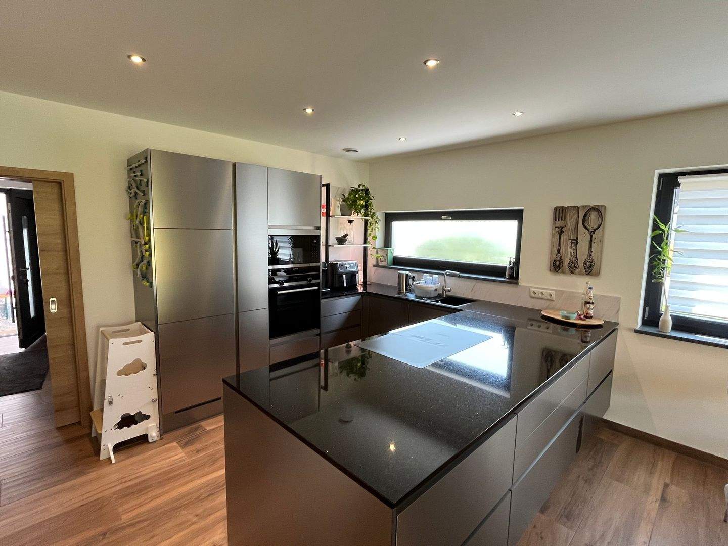 Thumbnail-Zuhause mit Perspektive - Großzügiges, hochwertiges Einfamilienhaus mit Einliegerwohnung