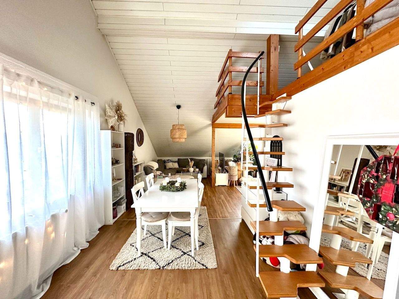 Thumbnail-Gut geschnittene Dachgeschosswohnung in beliebter Wohnlage