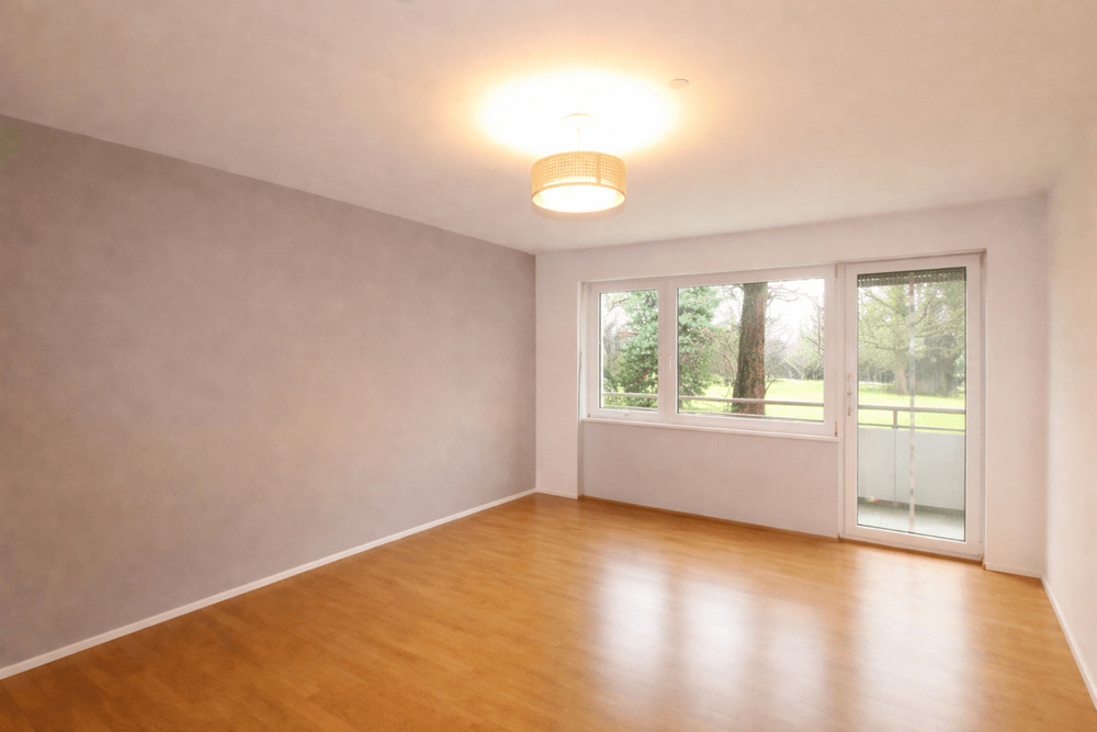 Thumbnail-Bezugsfrei - Gepflegte 2-Zimmer-Wohnung im Hochparterre mit Balkon! Erbbaurecht bis 2067!