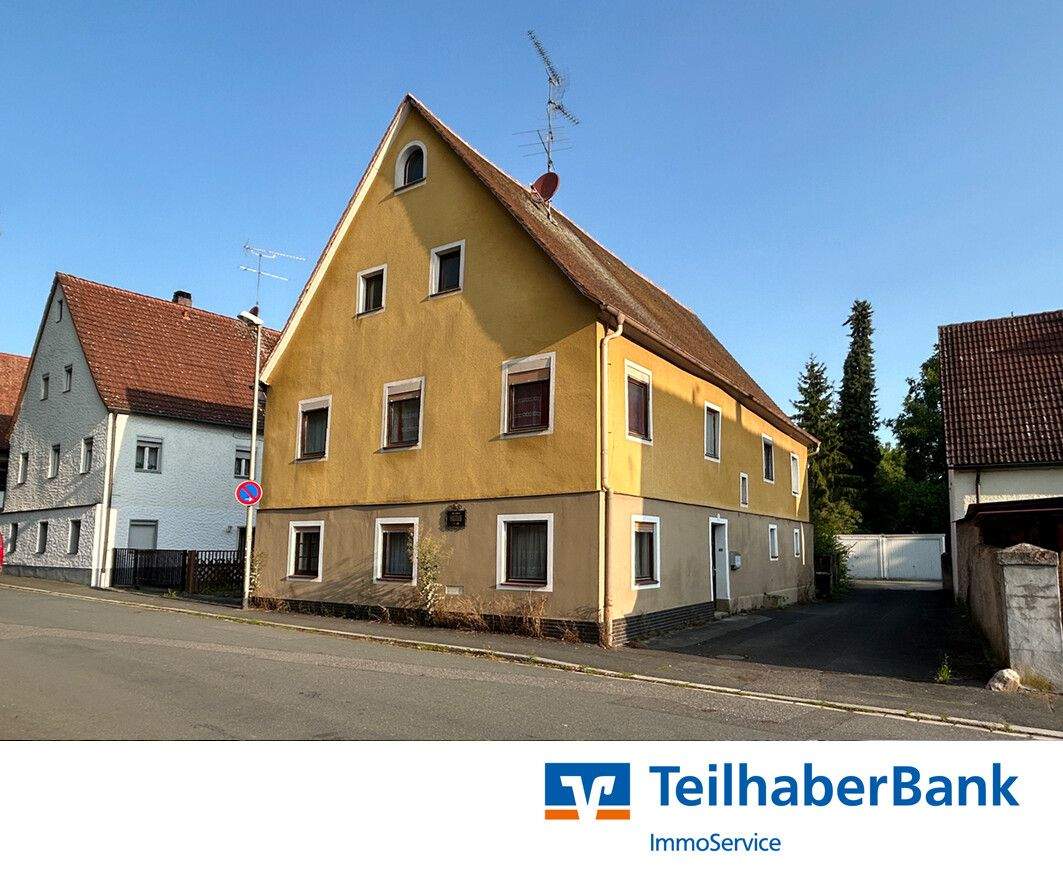 Thumbnail-Denkmalgeschütztes Anwesen im Herzen von Erlangen-Frauenaurach