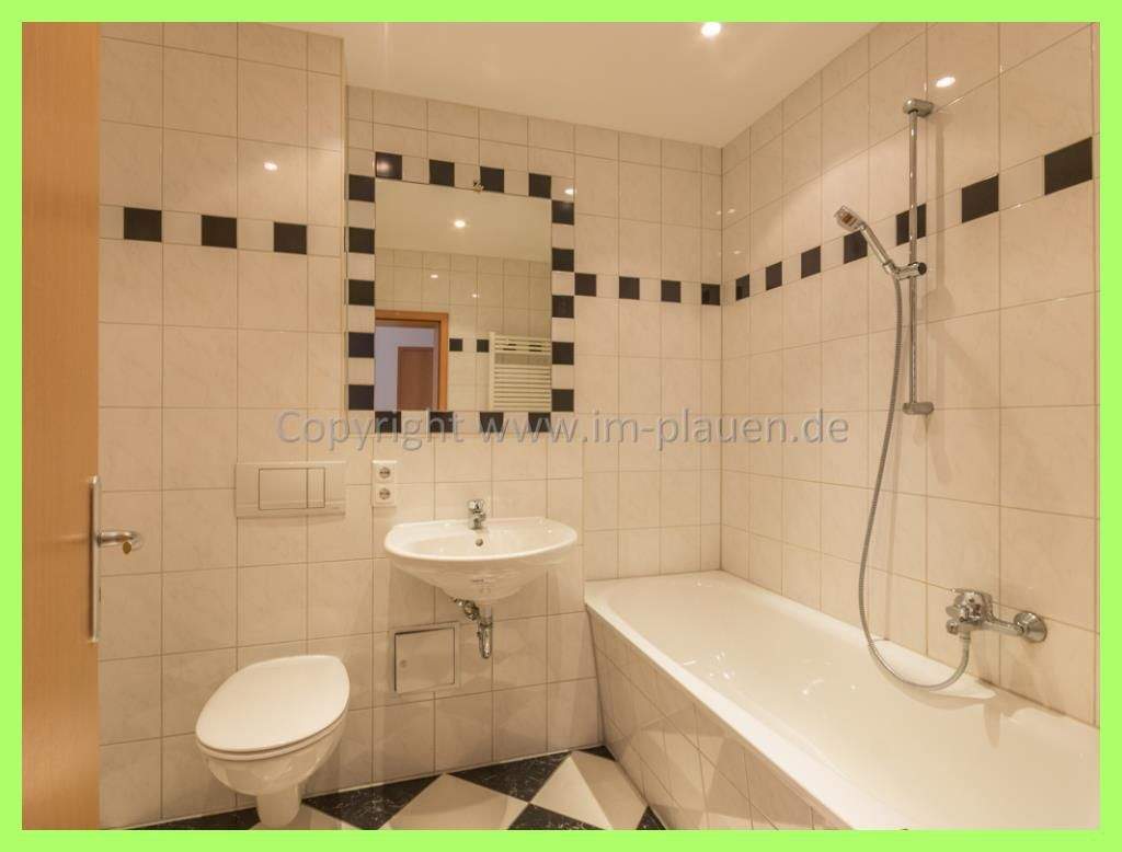 Thumbnail-2 Zimmer plus Arbeitszimmer - 2.OG mit Balkon - modernes Badezimmer - zur Miete in Plauen