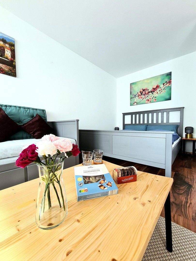 Thumbnail-Derendorf 94: 1Zi. Whg. Kernsaniert, bezugsfertig mit Balkon (Derendorf)