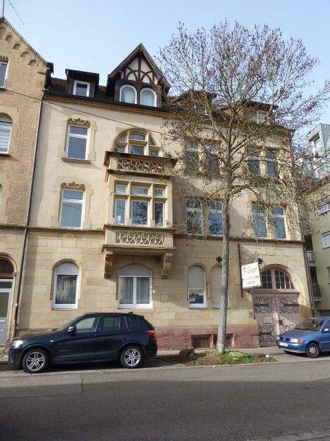 Thumbnail-Röpke + Partner Immobilien: Ruhige Altbauwohnung mit kleinem Balkon in Dillweißenstein!