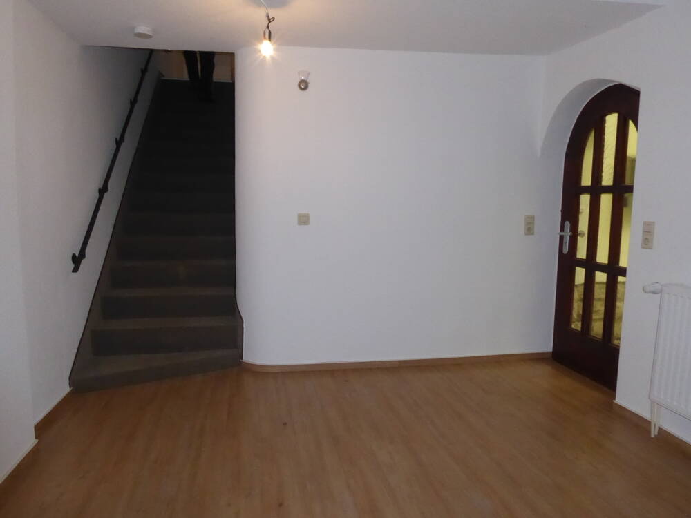 Thumbnail-Singles oder Studenten gesucht 2 - Zimmer - Küche - Bad in Isernhagen-Süd