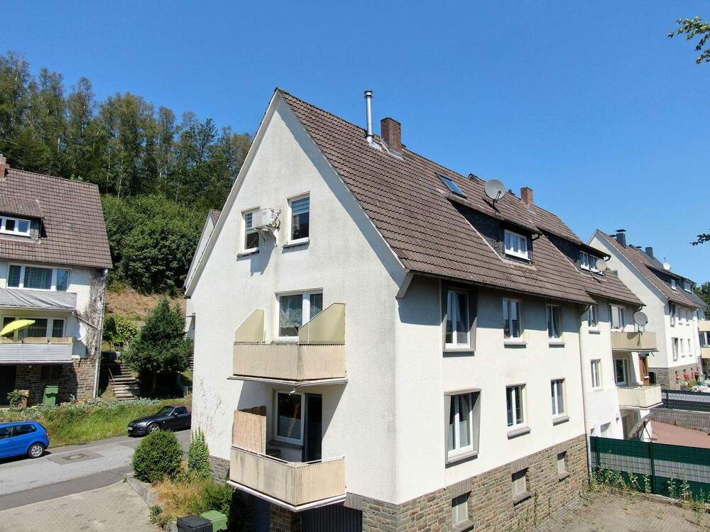 Thumbnail-Moderne Erdgeschosswohnung mit Balkon in zetraler Lage von Gummersbach