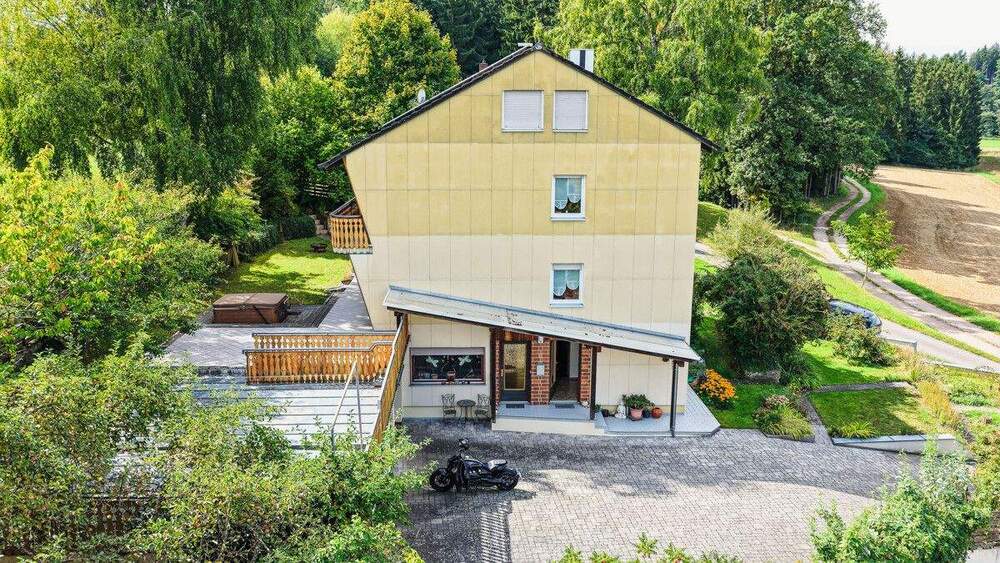 Thumbnail-4-Parteienhaus in Thalmassing - ruhig, naturnah, vielseitig