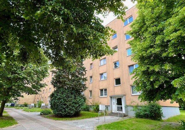 Thumbnail-Nachmieter gesucht 3-Raum Erdgeschosswohnung mit Balkon ab August 2026 zu vermieten.