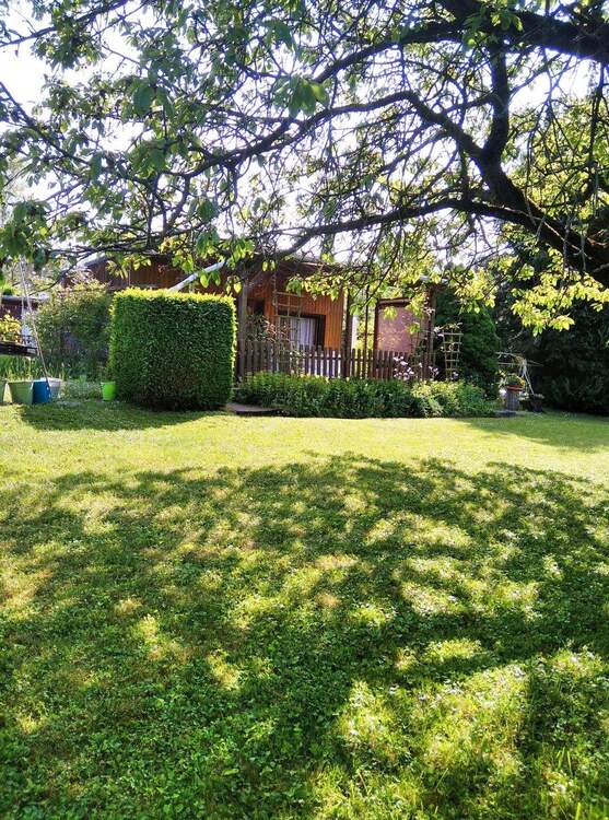 Thumbnail-Wo die Zeit stillsteht: Naturidylle mit Ferienhaus inmitten alter Obstbäume