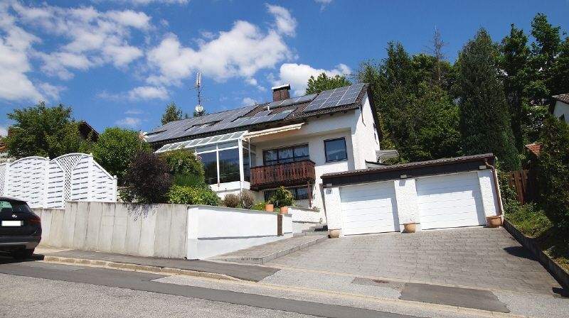 Thumbnail-Sehr gepflegtes Einfamilienhaus mit Einliegerwohnung