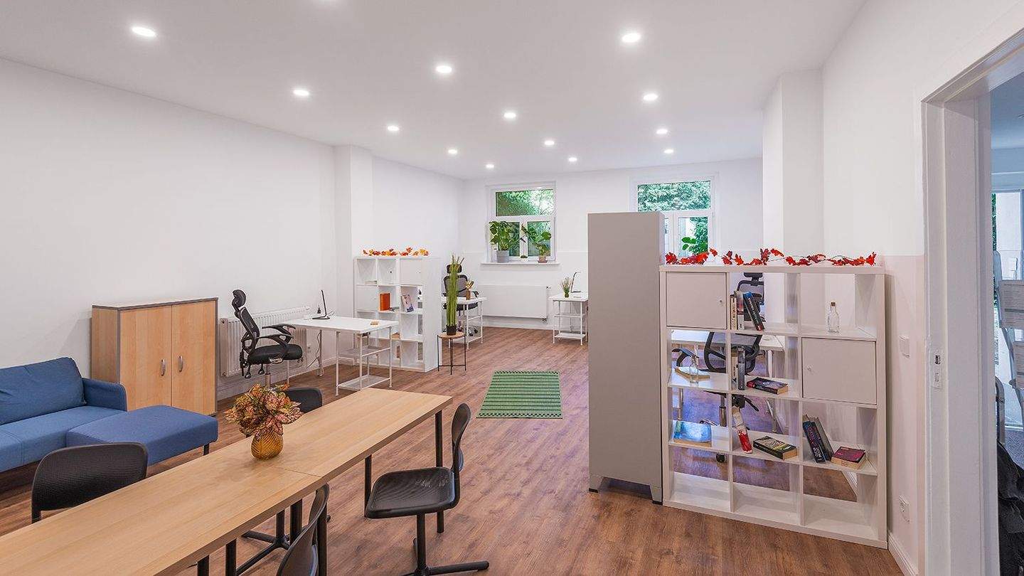 Thumbnail-Flex Desks: Co-Working im ruhigen Hinterhof am Tempelhofer Damm