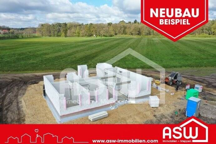 Thumbnail-Musterhaus! Geräumiger Neubaubungalow mit Winkelwalmdach und massiver Garage in Südlage und freiem Feldblick