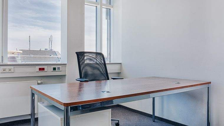 Thumbnail-Helles 12m² Büro in Eppendorf - 247 Zugang, Dachterrasse, möbliert