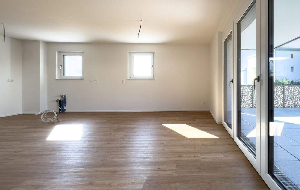 Thumbnail-4-Zimmer-Erdgeschoss-Wohnung mit ca. 113 m² Wohnfläche