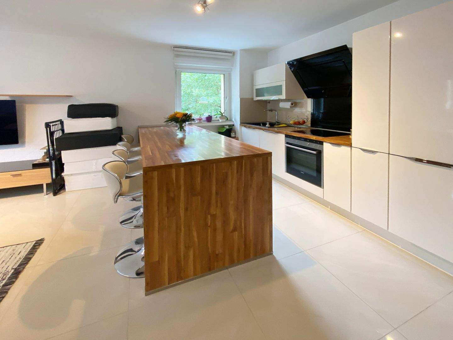 Thumbnail-Lichtdurchflutete 4-Zimmer-Wohnung in zentraler Lage von Hilden