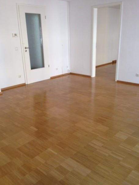 Thumbnail-Moderne 3-Zimmer Wohnung mit Balkon in Nbg. Maxfeld Nähe U-Bahn Wohnung mieten