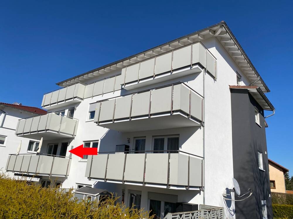 Thumbnail-3 Zimmer Wohnung mit Balkon und Tiefgaragen Stellplatz