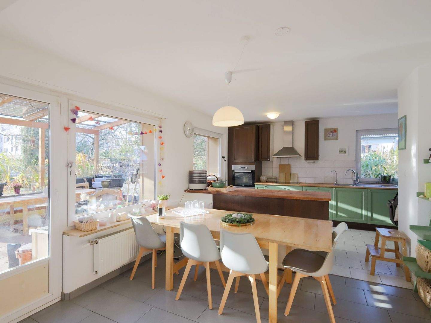 Thumbnail-Nachhaltiger Wohntraum: Großzügiges, A+-zertifiziertes Familienhaus mit Garten und Einlieger-Potenzial