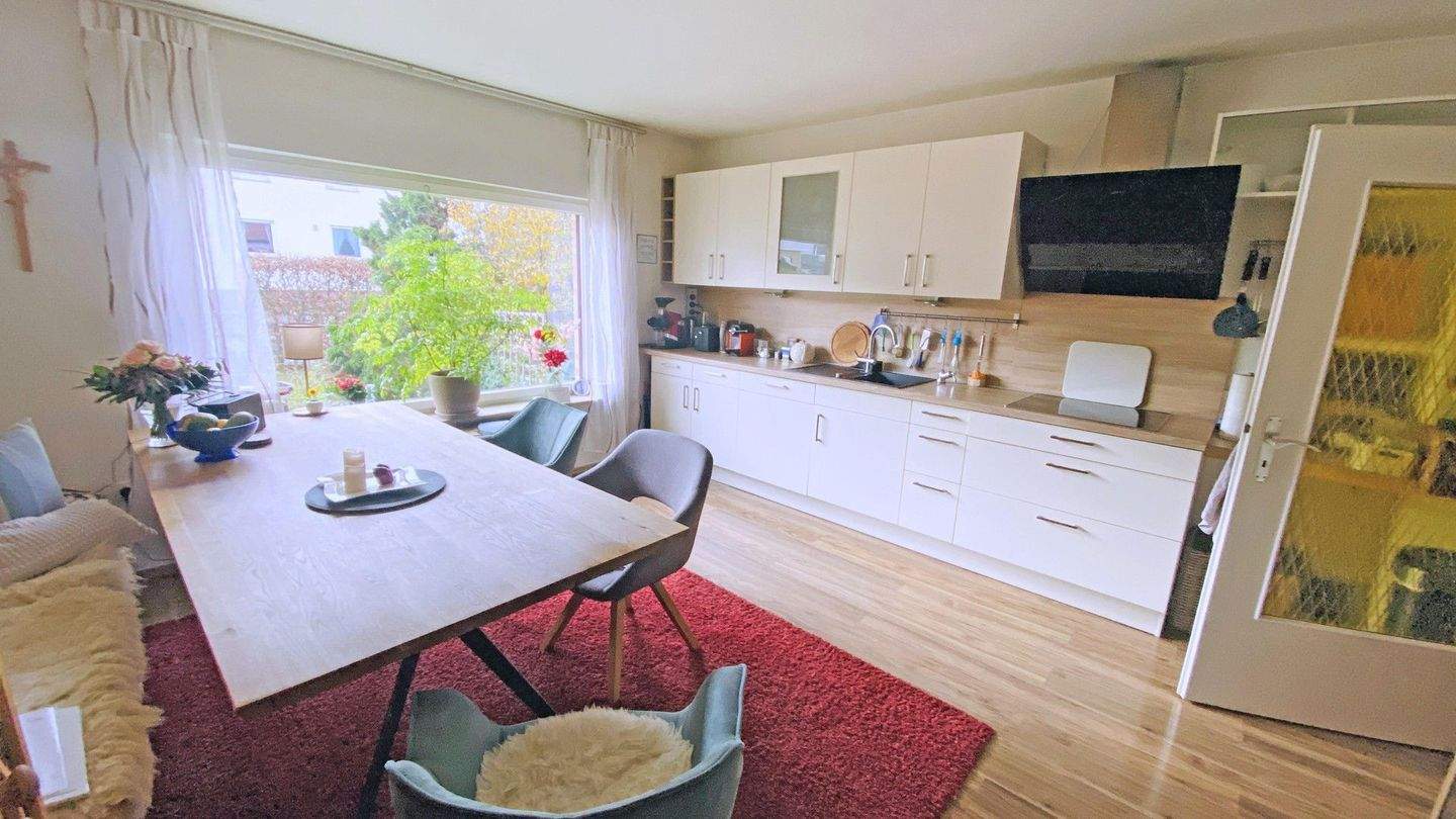 Thumbnail-Ein-Zweifamilienhaus in Veitsbronn-Raindorf