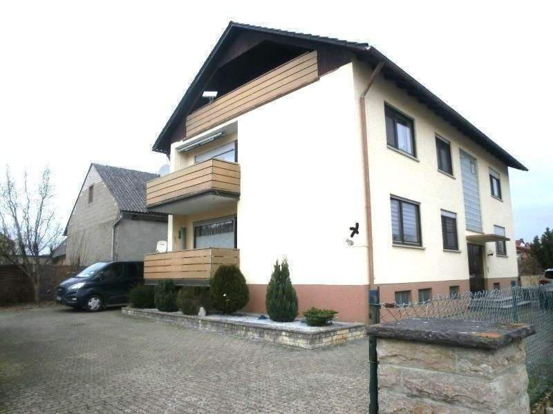 Thumbnail-Gepflegtes 3-Fam.- Haus in Röthlein