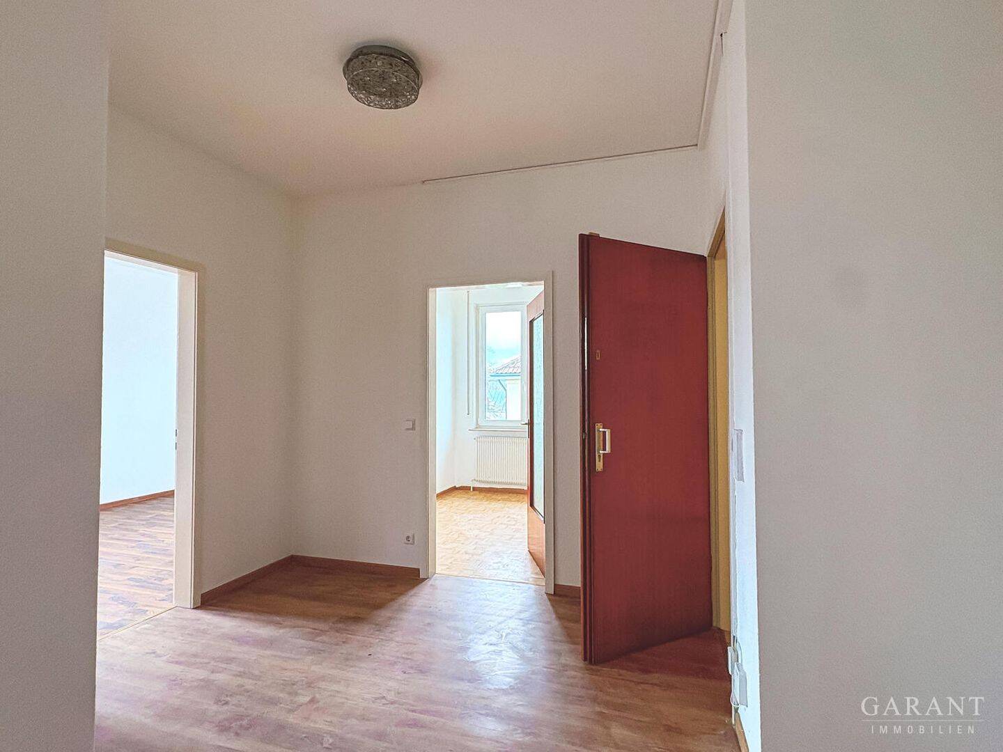 Thumbnail-Helle, großzügige Etagenwohnung in zentraler Lage in Esslingen!