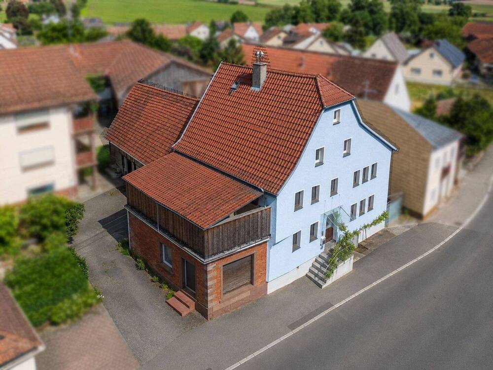 Thumbnail-Raum für Ideen: Wohnen, Arbeiten und Hobby auf über 326 m² Gesamtfläche