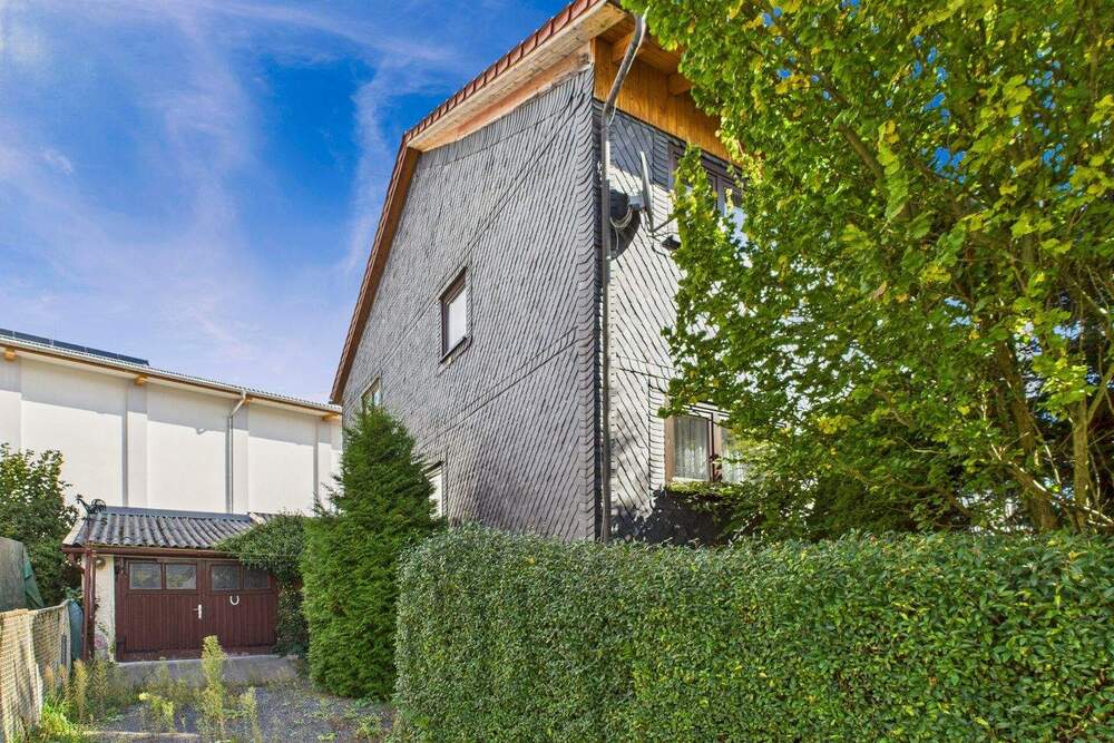 Thumbnail-Sanierungsbedürftiges Einfamilienhaus mit Potenzial zum Traumhaus