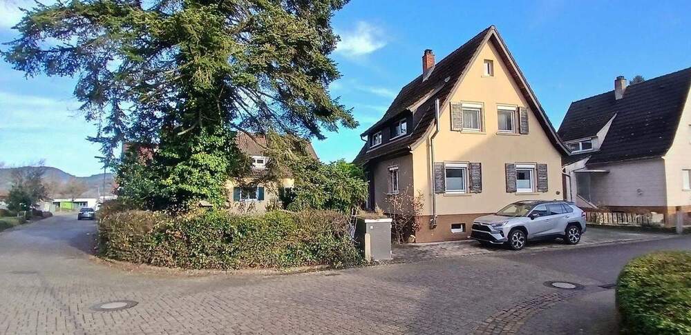 Thumbnail-Freistehendes Einfamilienhaus auf Eckgrundstück in Berghaupten