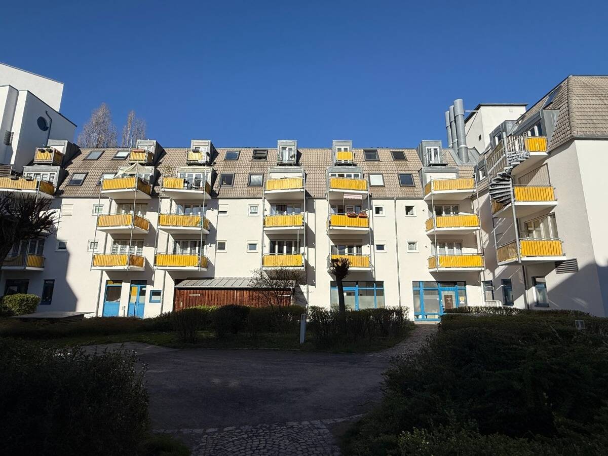 Thumbnail- 2-Raum ETW mit Balkon, EBK und TG-Stellplatz vermietet