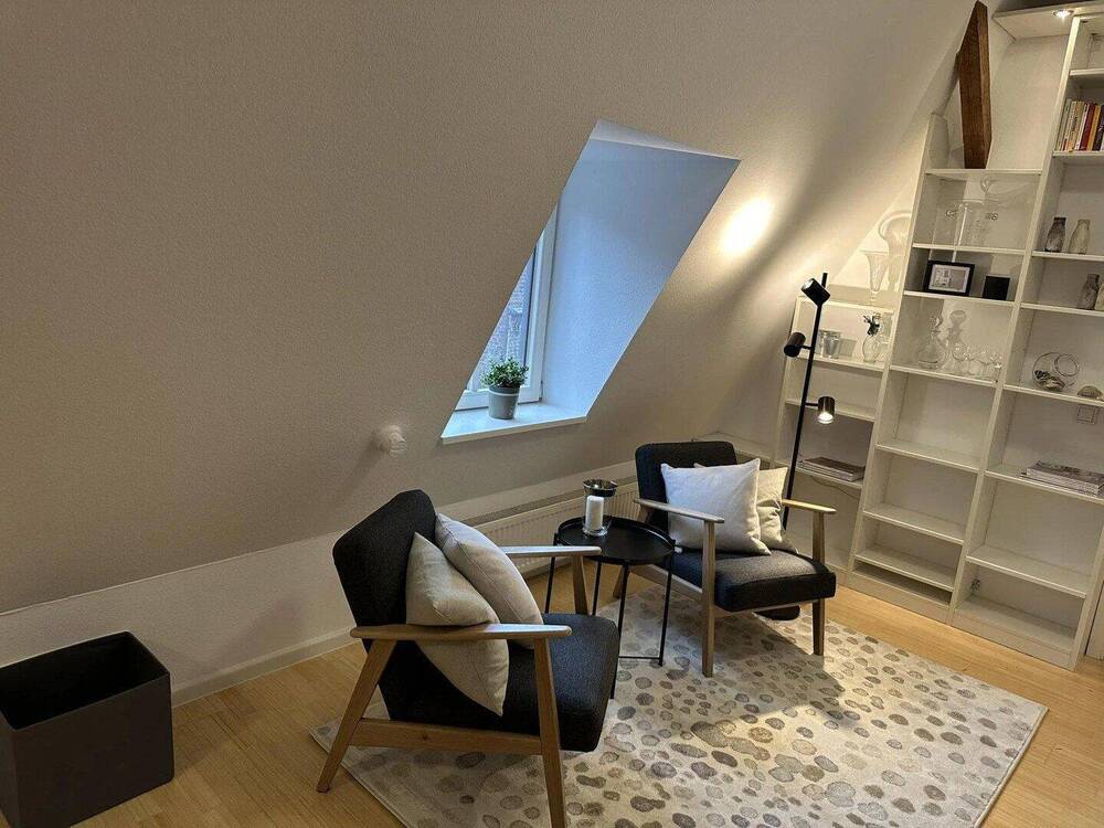 Thumbnail-Charmante 2-Zimmer Wohnung in einer schönen Altbauwohnung im Herzen von Sülz