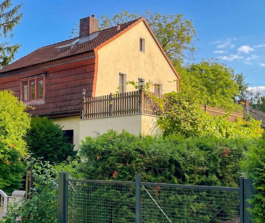Thumbnail-Freistehendes Einfamilienhaus mit großem Potenzial in Berlin-Lichtenrade