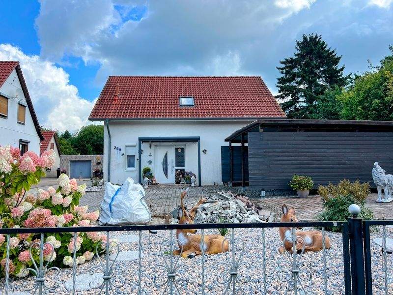 Thumbnail-Einfamilienhaus mit Wohnrecht gegen Mietzahlung zu verkaufen.