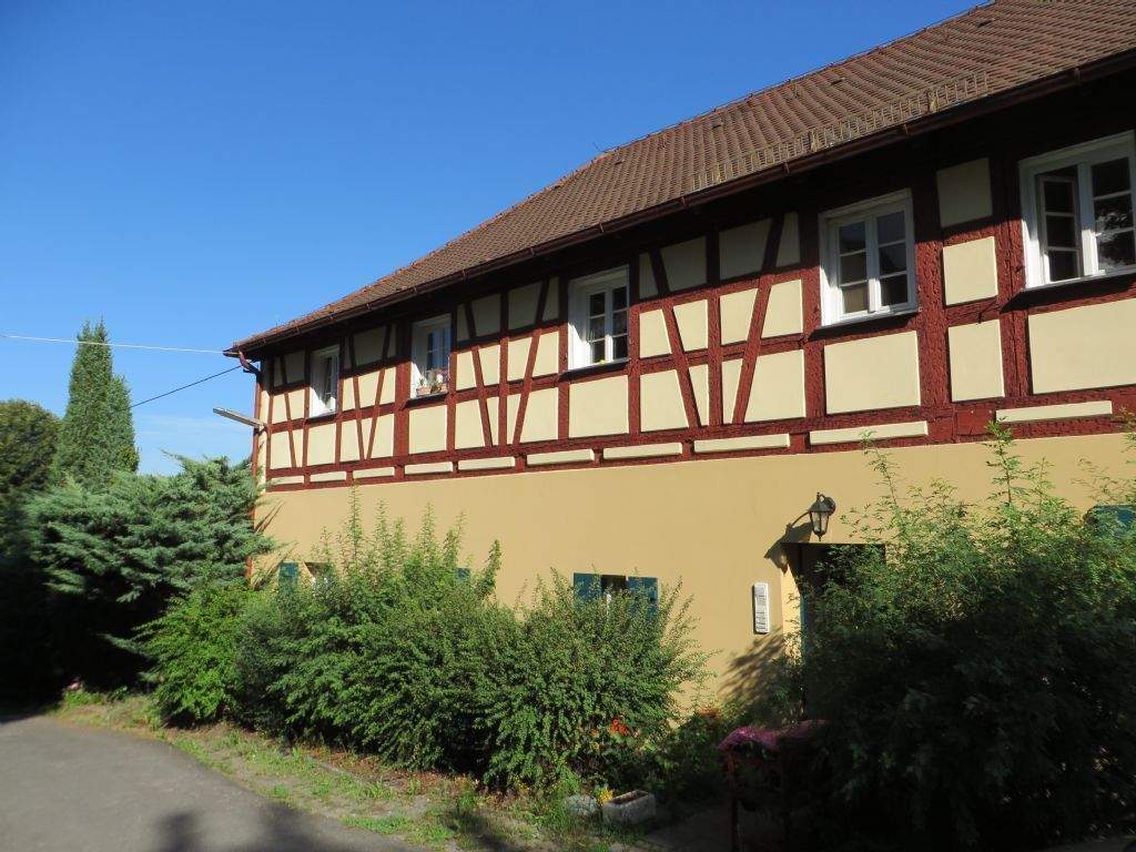 Thumbnail-Wohnen im Schloßpark - 2 Zi Whg im Schloß Henfenfeld