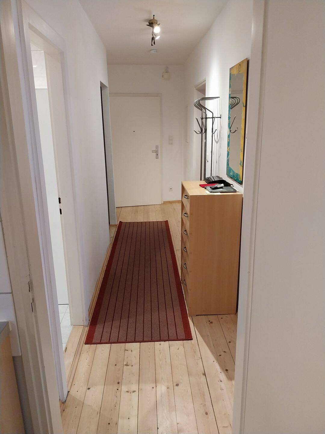 Thumbnail-Helle 2 Zimmer Wohnung mit EKB und Balkon